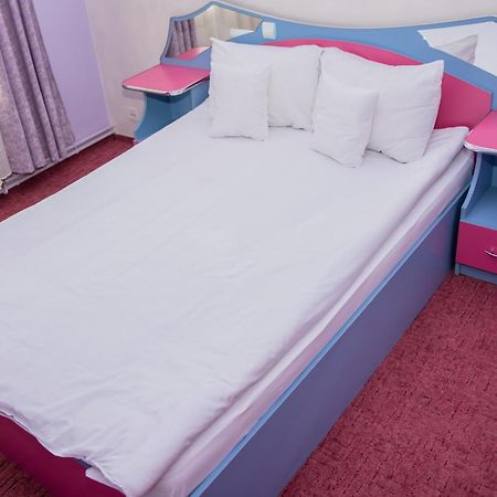 Hotel Yax Cîmpeni Room photo
