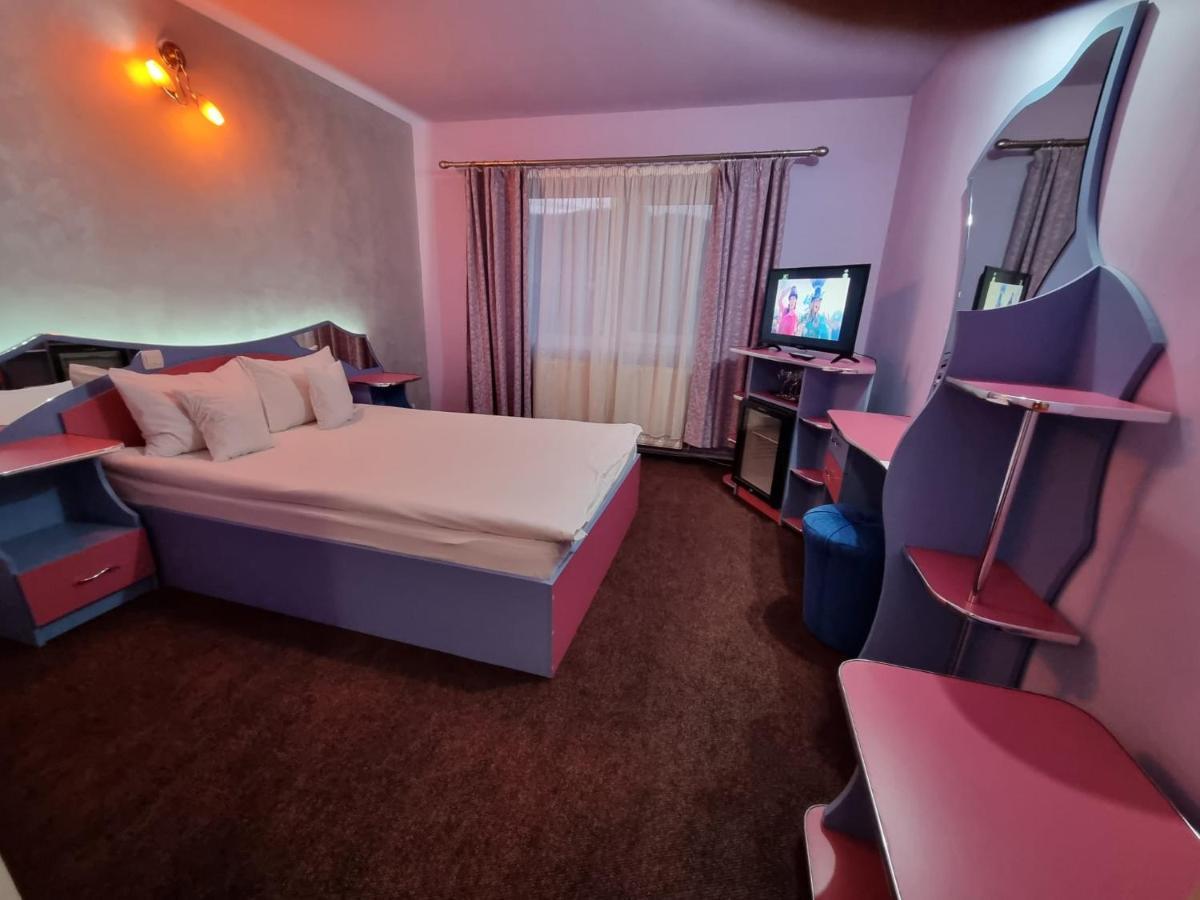 Hotel Yax Cîmpeni Room photo