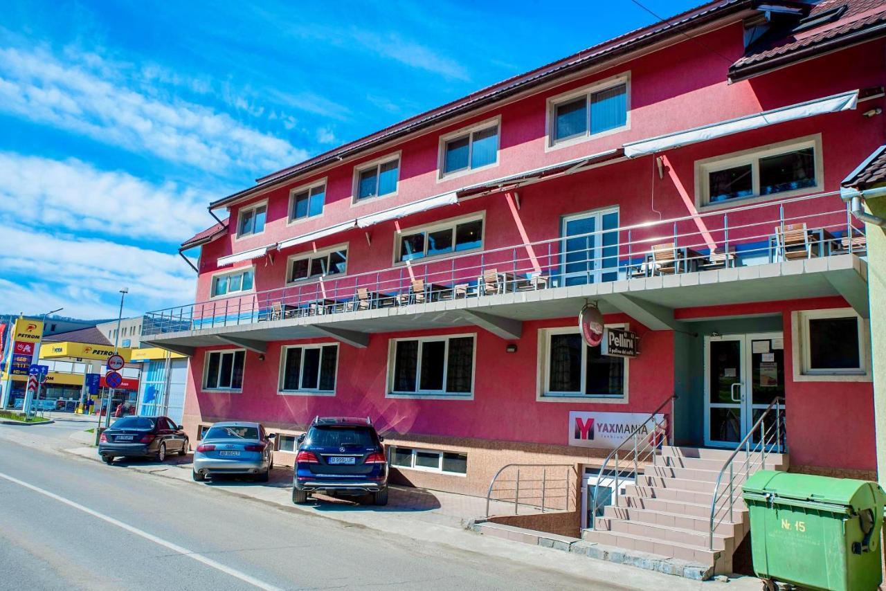 Hotel Yax Cîmpeni Exterior photo