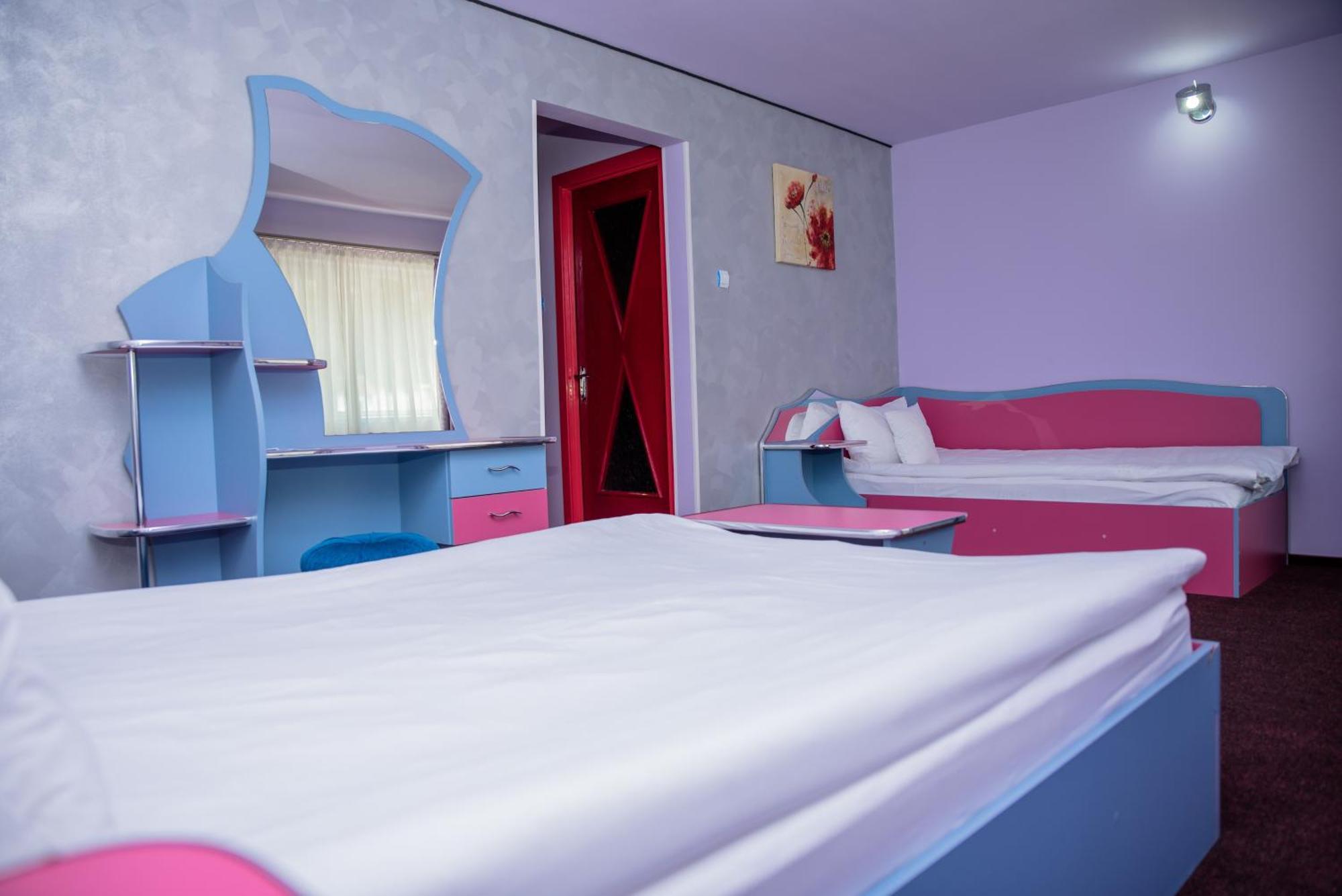 Hotel Yax Cîmpeni Room photo